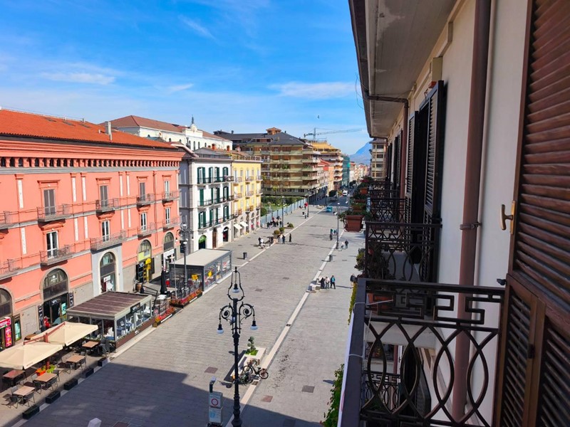 Trilocale in Vendita a Avellino, 238'000&euro;, 110 m², con Box