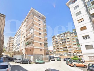 Trilocale in Vendita a Napoli, 300'000&euro;, 110 m²