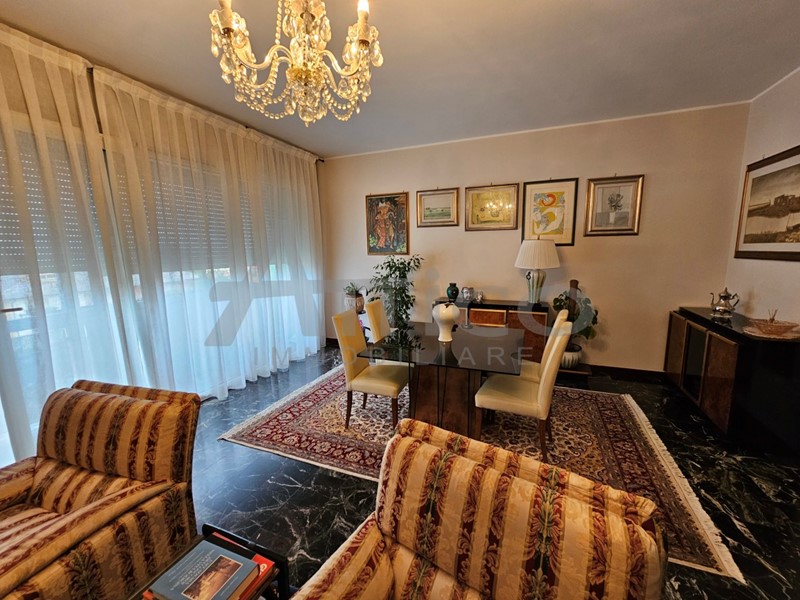 Appartamento in Vendita a Rovigo, zona Centro cittÃ, 179'000&euro;, 149 m²