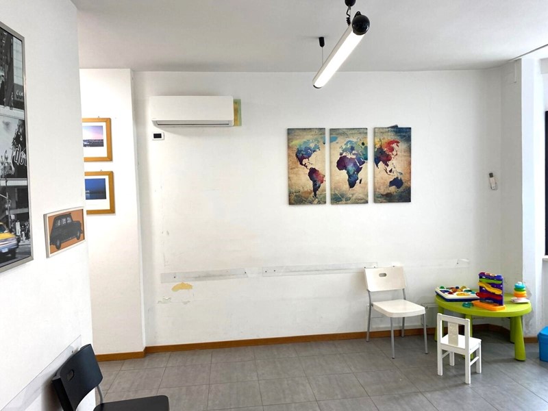 Quadrilocale in Vendita a Tivoli, zona Tivoli Terme, 170'000&euro;, 92 m²