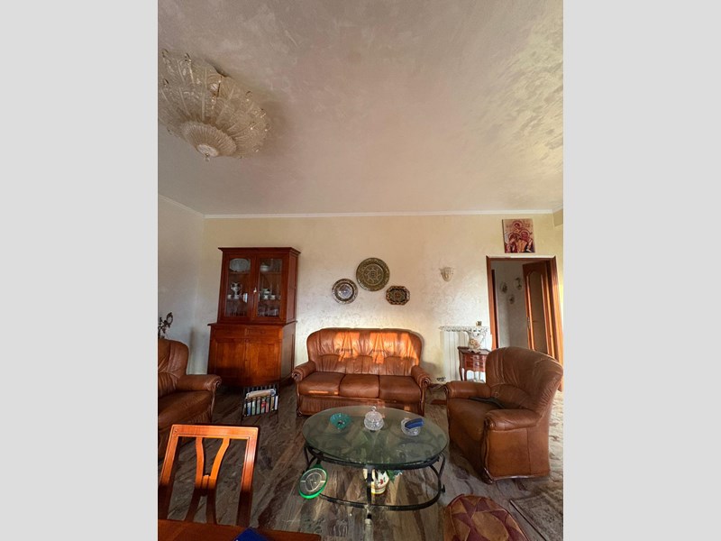 Appartamento in Vendita a Latina, zona Borgo Santa Maria, 170'000&euro;, 130 m²