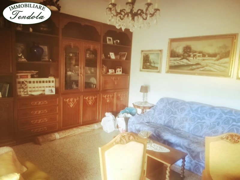 Quadrilocale in Vendita a Ameglia, 145'000&euro;, 95 m²