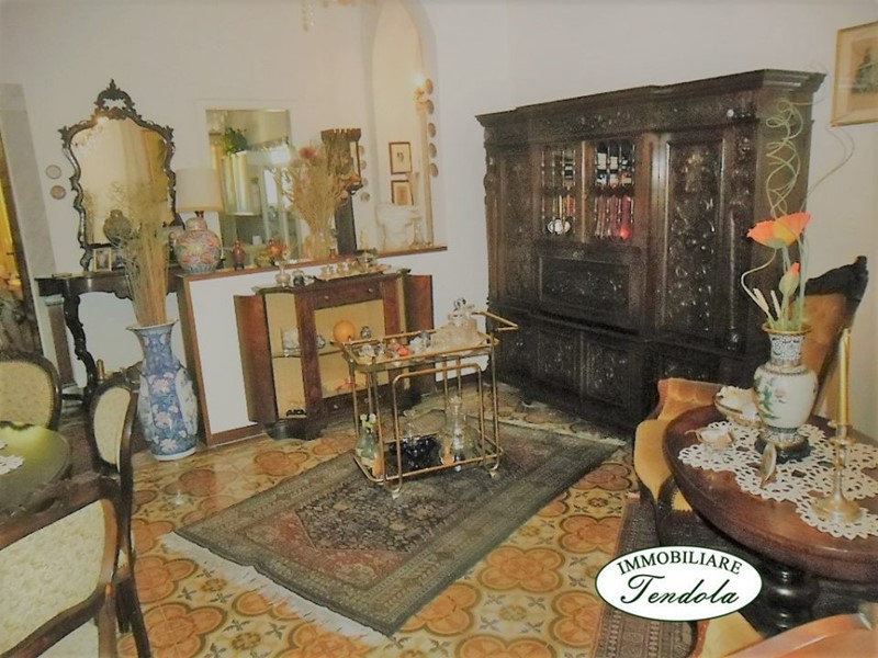 Appartamento in Vendita a Carrara, 180'000&euro;, 130 m²