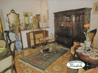 Appartamento in Vendita a Carrara, 180'000&euro;, 130 m²