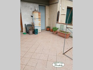 Appartamento in Vendita a Castelnuovo Magra, 160'000&euro;, 110 m²