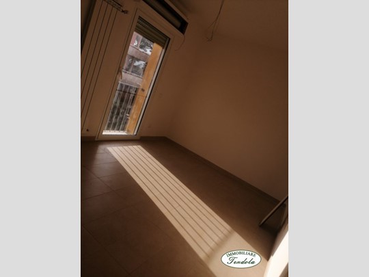 Trilocale in Vendita a Castelnuovo Magra, 170'000&euro;, 78 m²