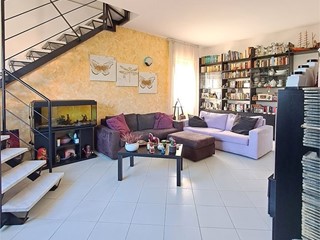 Quadrilocale in Vendita a Massarosa, 260'000&euro;, 160 m²