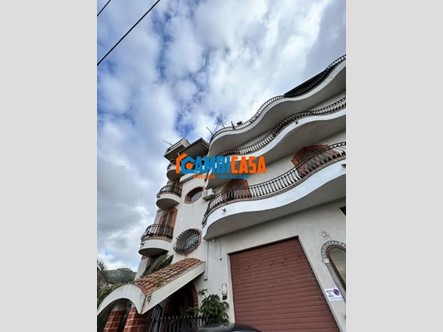 Quadrilocale in Affitto a Palermo, 630&euro;, 125 m²