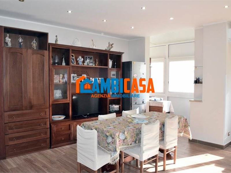 Quadrilocale in Vendita a Palermo, 140'000&euro;, 129 m²