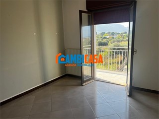 Quadrilocale in Vendita a Palermo, 148'000&euro;, 135 m²
