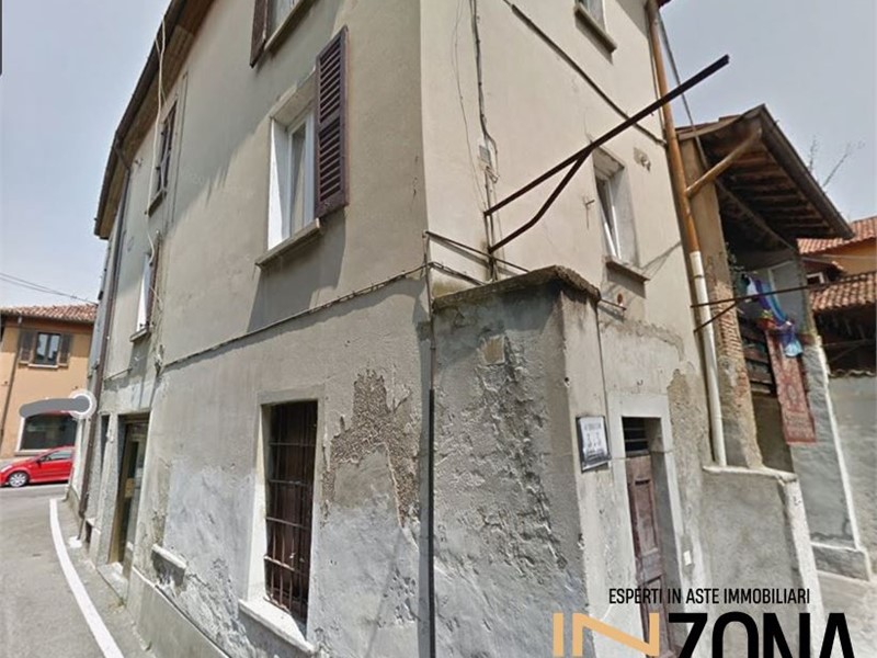 Trilocale in Vendita a Triuggio, 61'500&euro;, 92 m²