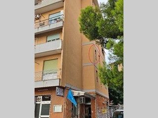 Trilocale in Vendita a Genova, 48'905&euro;, 86 m²