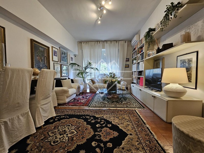 Appartamento in Vendita a Carrara, 210'000&euro;, 130 m²