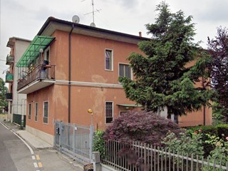 Trilocale in Vendita a Limbiate, 58'500&euro;, 77 m²