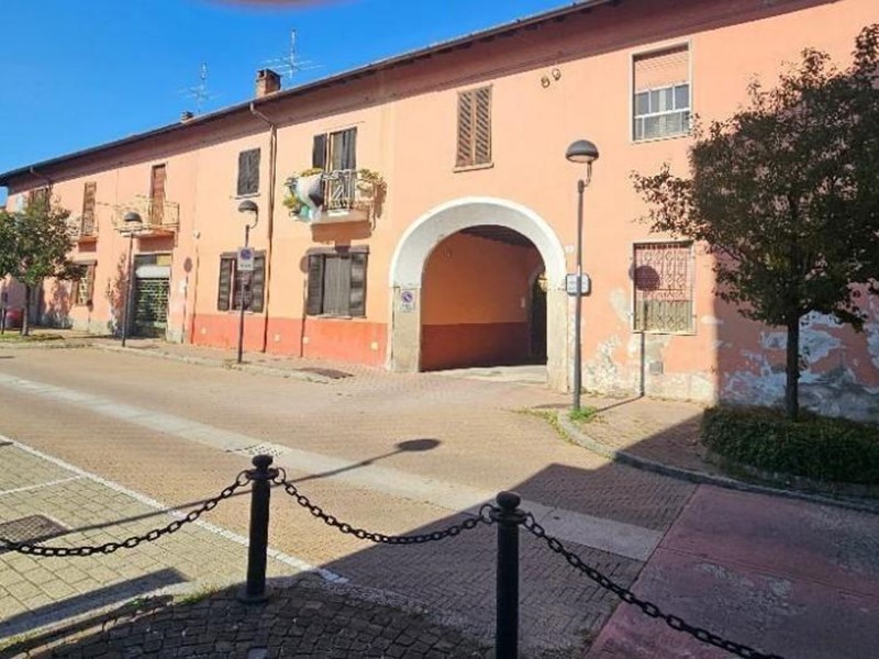 Trilocale in Vendita a Grezzago, 27'000&euro;, 39 m²