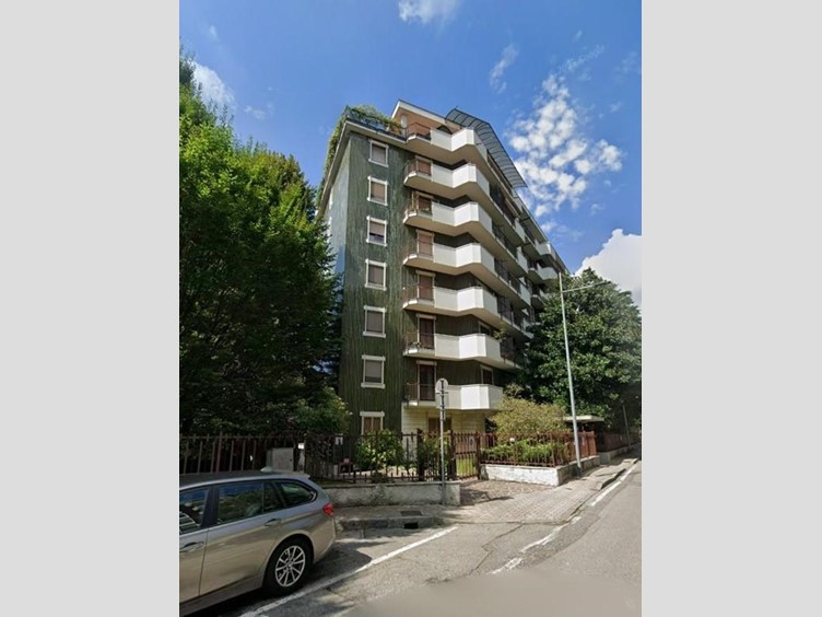 Quadrilocale in Vendita a San Donato Milanese, 237'000&euro;, 119 m², con Box
