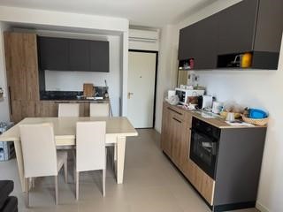 Quadrilocale in Vendita a Massa, zona Ronchi, 350'000&euro;, 100 m², arredato