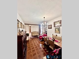 Appartamento in Vendita a Pisa, zona Marina di Pisa, 320'000&euro;, 130 m², con Box