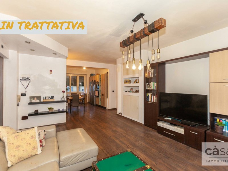 Trilocale in Vendita a Varese, 128'000&euro;, 103 m²
