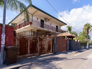 Appartamento in Vendita a San Giovanni la Punta, 190'000&euro;, 151 m²