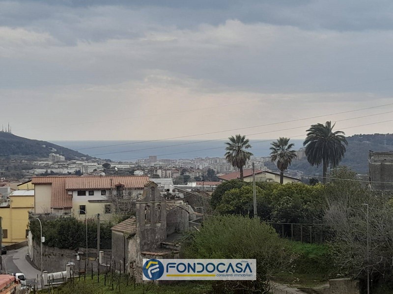 Bilocale in Vendita a Salerno, 49'000&euro;, 45 m²