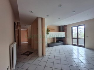 Quadrilocale in Vendita a Roccapiemonte, 215'000&euro;, 125 m²