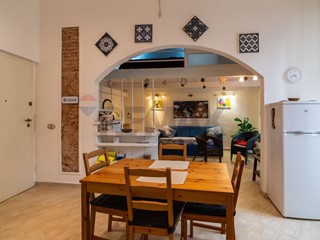 Trilocale in Vendita a Catania, 150'000&euro;, 52 m²