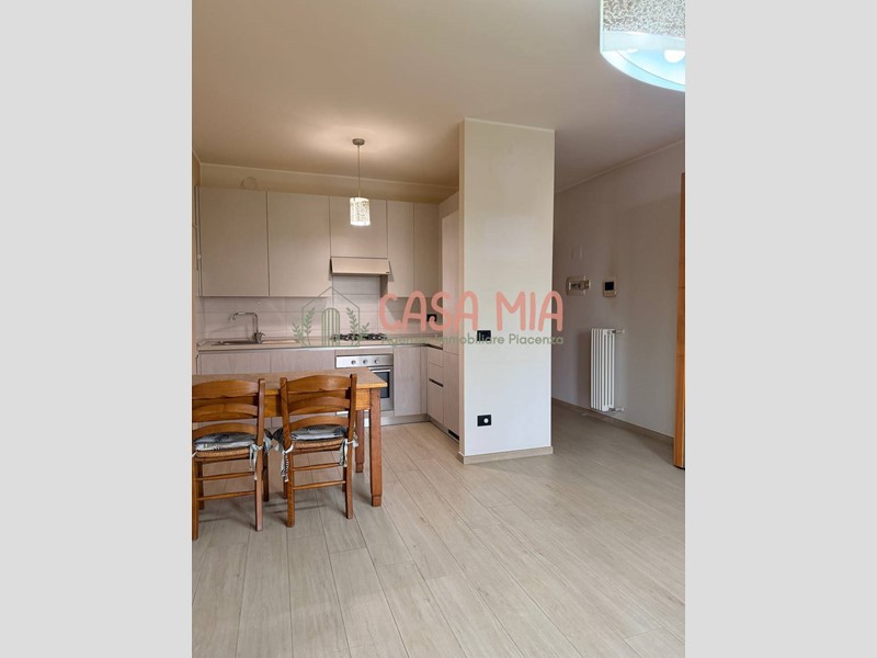 Trilocale in Vendita a Rottofreno, 180'000&euro;, 90 m²