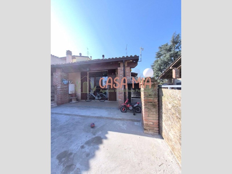 Trilocale in Vendita a Castel San Giovanni, 120'000&euro;, 110 m²