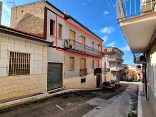 Trilocale in Vendita a San Nicandro Garganico, 39'000&euro;, 88 m²