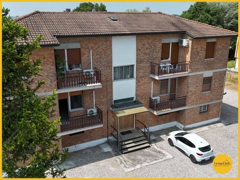 Quadrilocale in Vendita a Molinella, 90'000&euro;, 125 m²