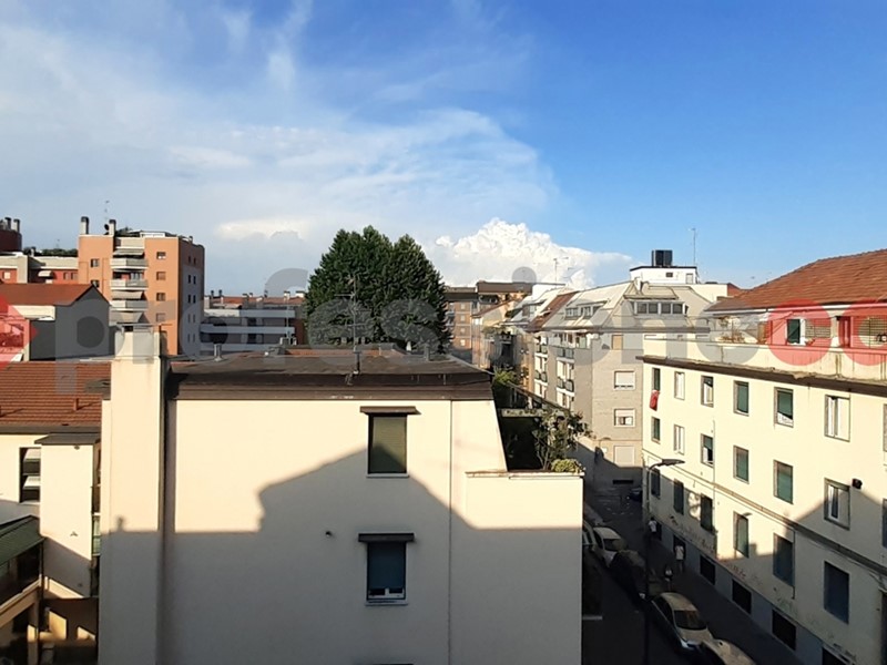 Monolocale in Affitto a Milano, 700&euro;, 42 m², arredato