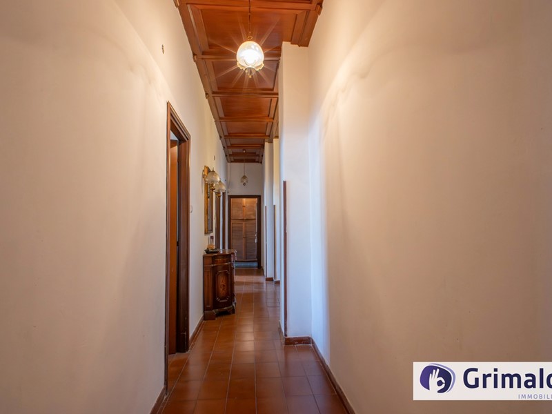 Quadrilocale in Vendita a Roma, 325'000&euro;, 116 m²