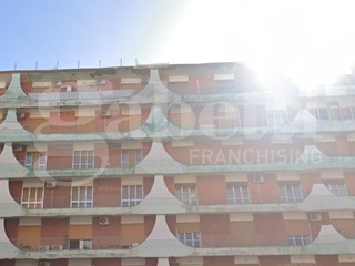Appartamento in Vendita a Siracusa, 175'000&euro;, 218 m²