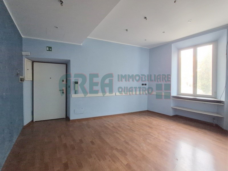 Quadrilocale in Vendita a Imperia, zona Oneglia, 148'000&euro;, 80 m²