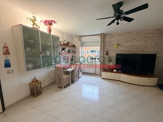 Appartamento in Vendita a Livorno, zona scopaia, 250'000&euro;, 106 m²