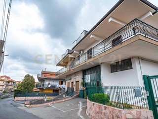 Quadrilocale in Vendita a Valverde, 159'000&euro;, 100 m², con Box