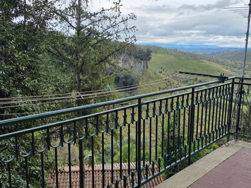 Bilocale in Vendita a Morlupo, 45'000&euro;, 41 m²