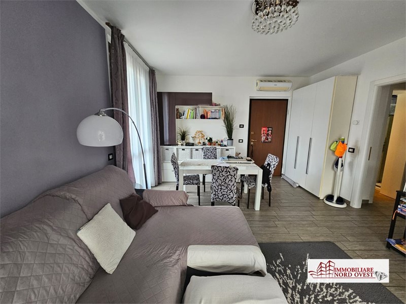 Trilocale in Vendita a Sedriano, 270'000&euro;, 100 m²