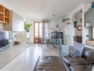 Appartamento in Vendita a San Miniato, zona San Miniato Basso, 259'000&euro;, 100 m², con Box