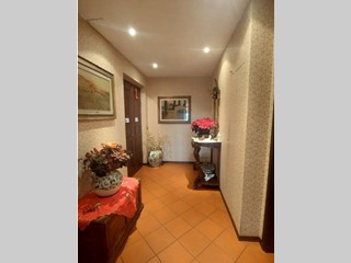 Appartamento in Vendita a Firenze, 387'750&euro;, 167 m²