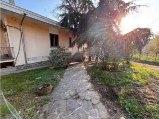 Appartamento in Vendita a Stradella, 67'500&euro;, 110 m²