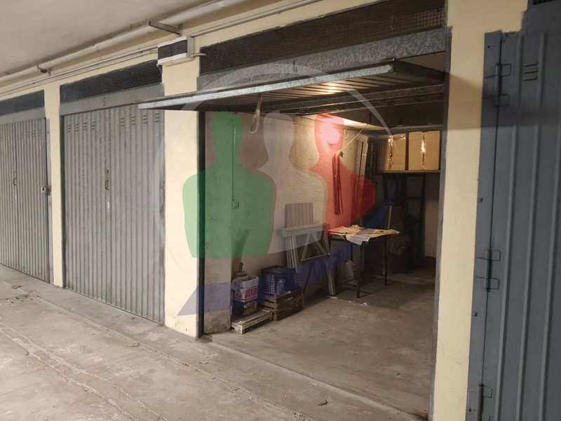 Monolocale in Vendita a Moncalieri, 10'000&euro;, 12 m²
