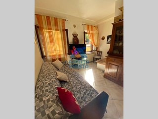 Appartamento in Vendita a Castelfiorentino, 90'000&euro;, 79 m²