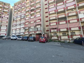 Quadrilocale in Vendita a Catania, 60'000&euro;, 100 m²