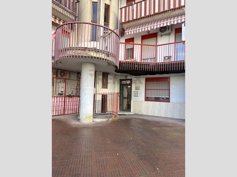Trilocale in Vendita a Caltanissetta, 20'000&euro;, 72 m²