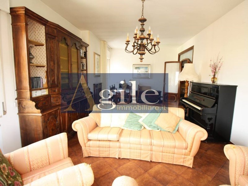 Appartamento in Vendita a San Benedetto del Tronto, 310'000&euro;, 150 m²