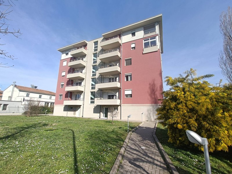 Attico in Vendita a Bologna, 329'000&euro;, 90 m²