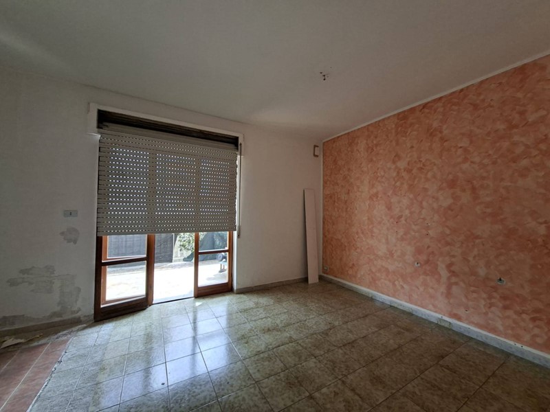 Trilocale in Vendita a Casagiove, 160'000&euro;, 110 m²