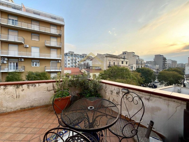 Monolocale in Vendita a Palermo, 60'000&euro;, 25 m²